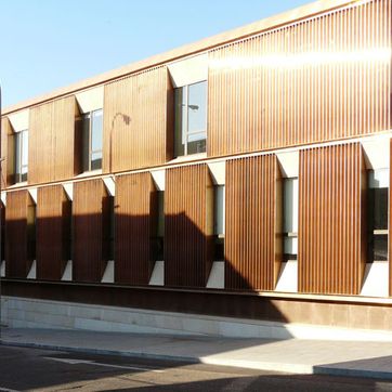 Talleres San Bernabé trabajos en acero Corten, Cobre y Bronce 5